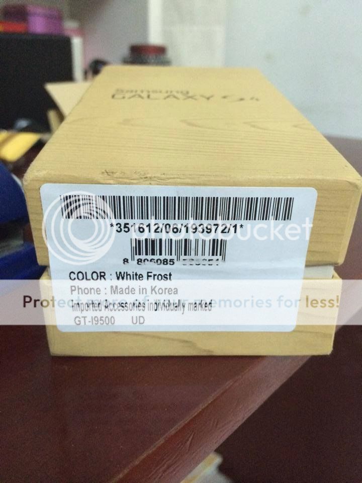 Đang dùm thằng bạn 1 cây Samsung Galaxy S4 i9500/màu Trắng/full box/cos hình thật !!!