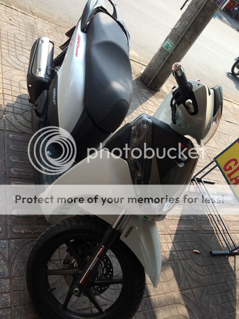 SH300i Ý nhập chính hãng, giá rẻ, xe đẹp như mới, nguyên zin - 1
